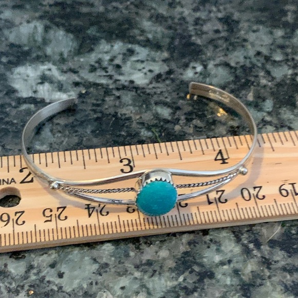 Navajo Kingman Turquoise Cuff - Picture 2 of 4